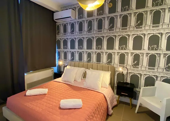 Apartment La Maison, Vicino Al Colosseo!